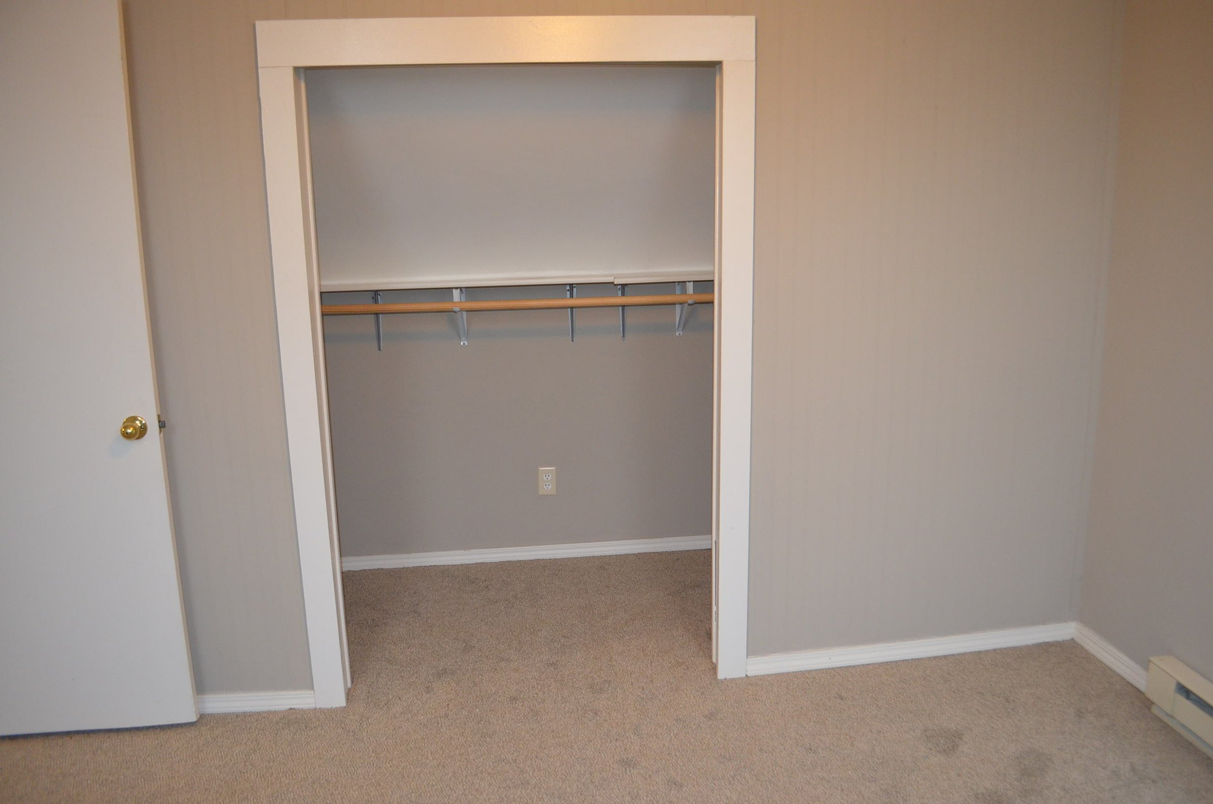 Property photo 12 - REAL ESTATE AUCTION IN ALLEN COUNTY, INDIANA